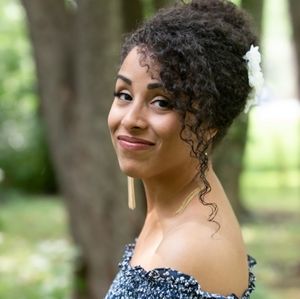 Meet your Posher, Jasmine